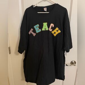 TEACH Patchwork Tee-Shirt